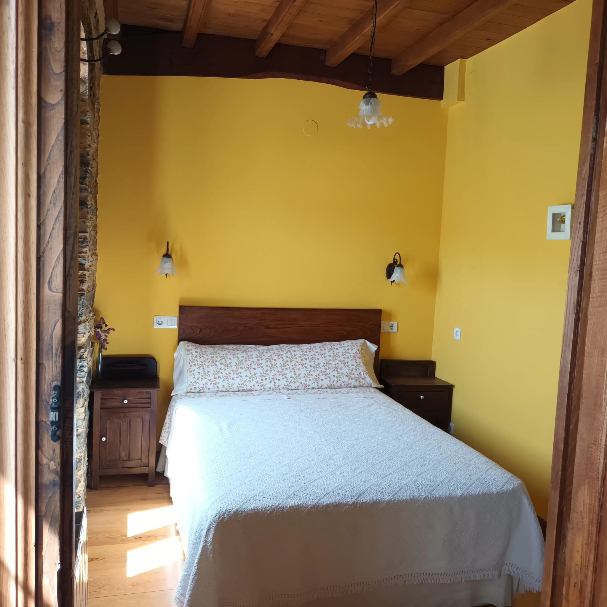 Habitación Amarilla 2